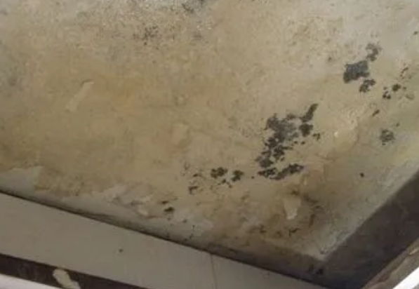 开封阳台漏水维修公司分享下开封卫生间渗水维修需要注意哪些问题。