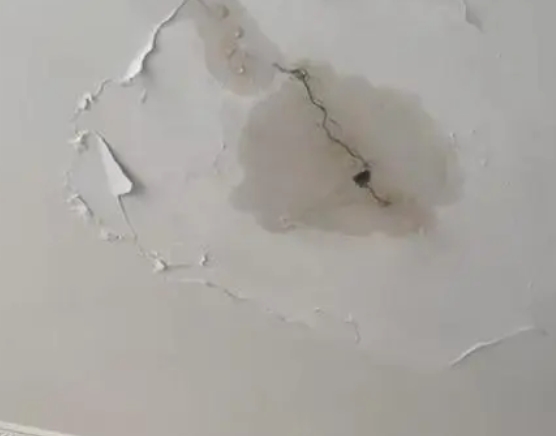开封阳台漏水维修公司分享下屋面防水工程质量问题原因分析